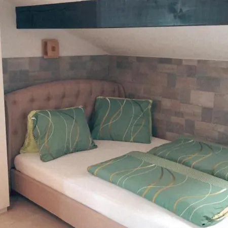 Alloggio in famiglia Lala *